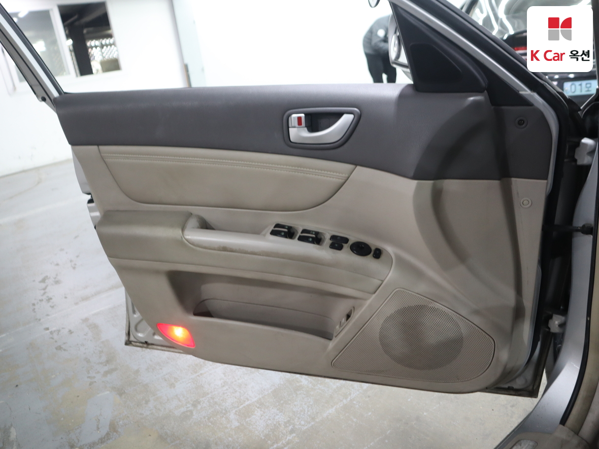 هيونداي سوناتا 2006 - صورة 8