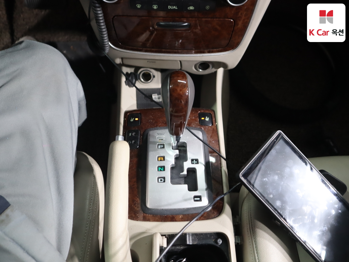 هيونداي سوناتا 2006 - صورة 18