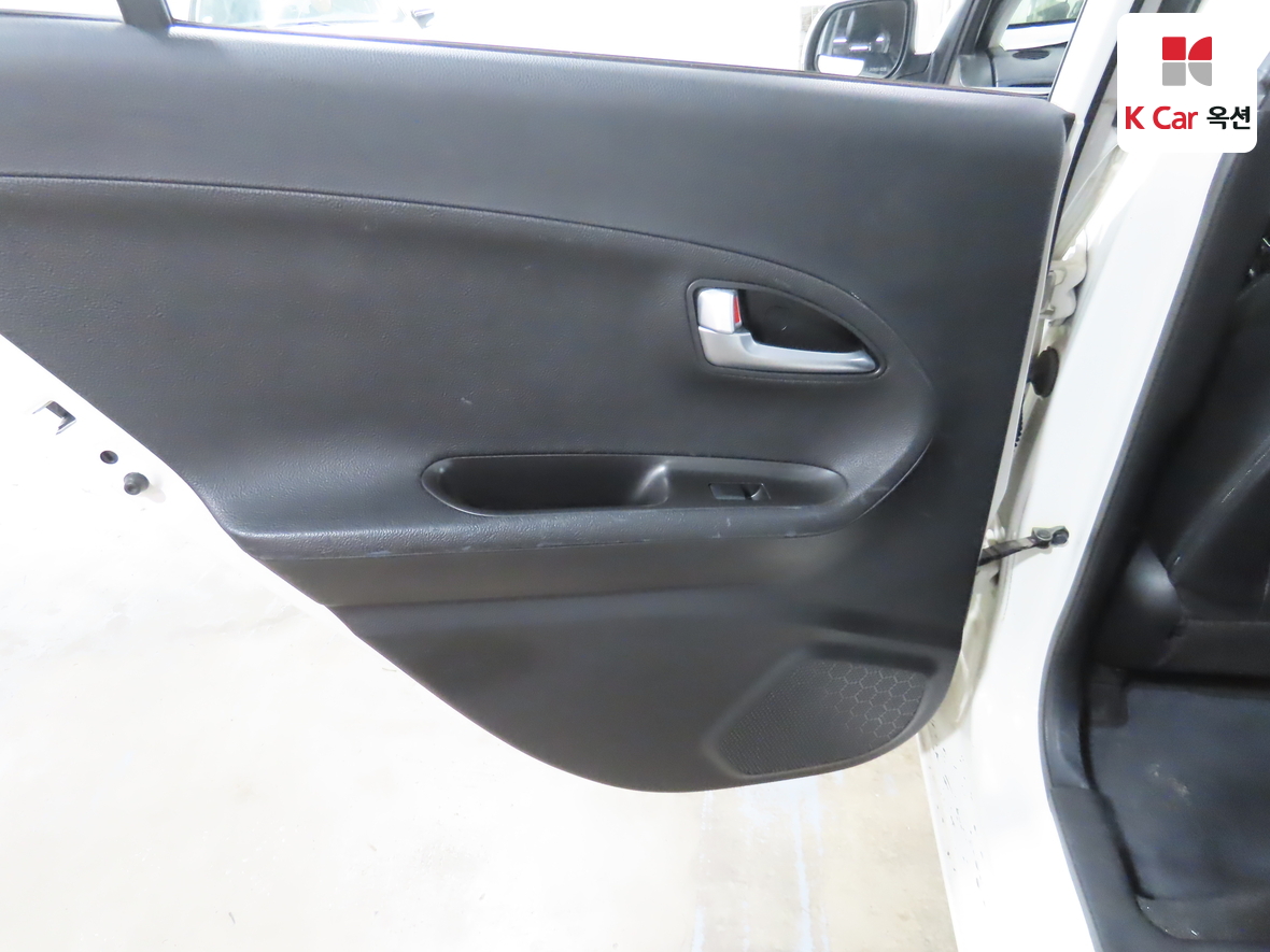 Kia Morning 2014 - Image 23