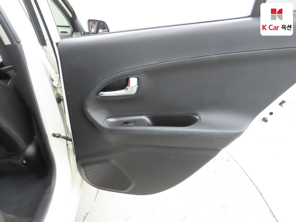 Kia Morning 2014 - Image 28