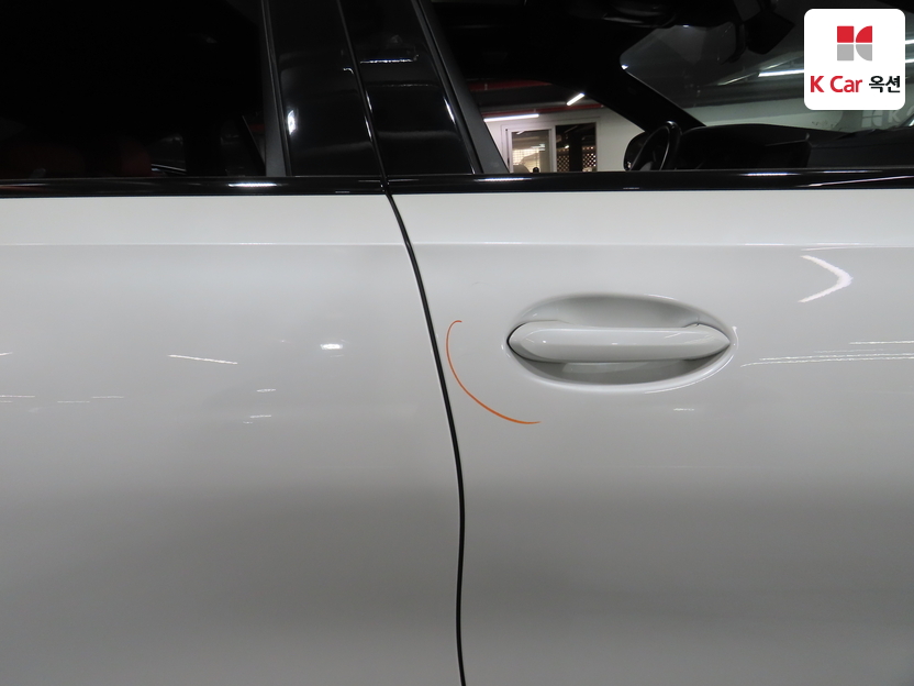 BMW - X6M - Image 40