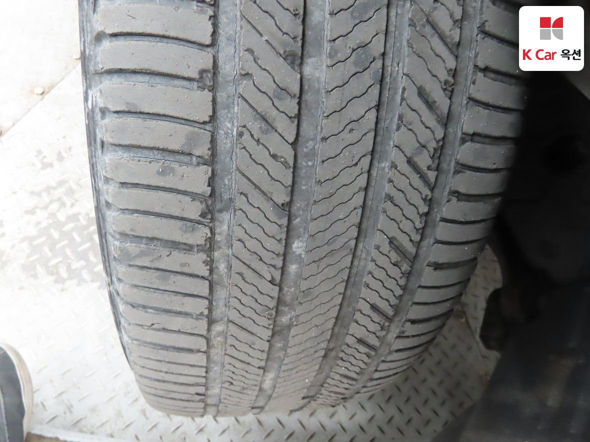 Hyundai Santa Fe 2012 - Image 34