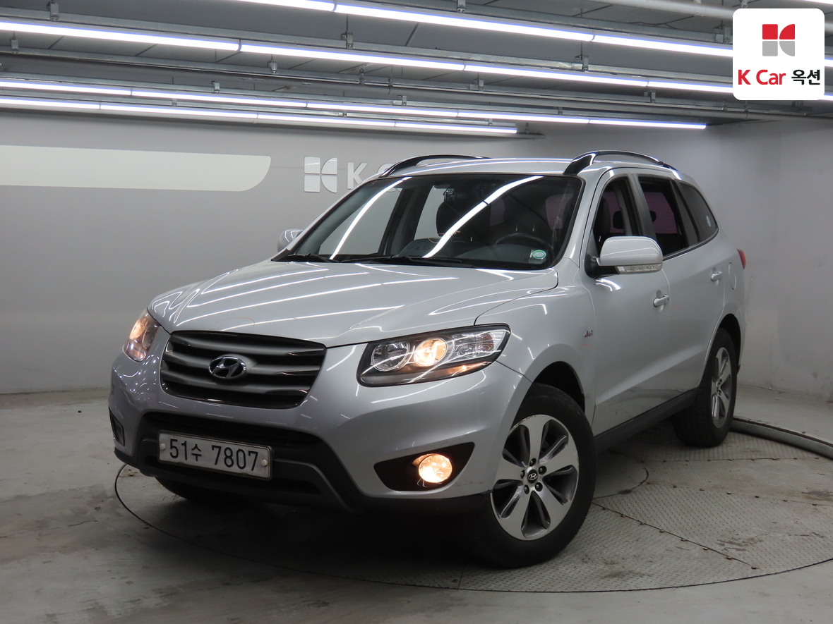 Hyundai Santa Fe 2012 - Image 1