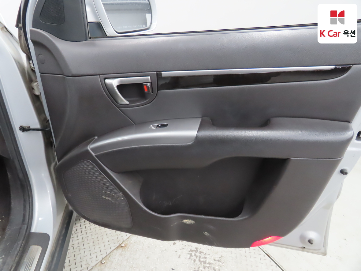 Hyundai Santa Fe 2012 - Image 31