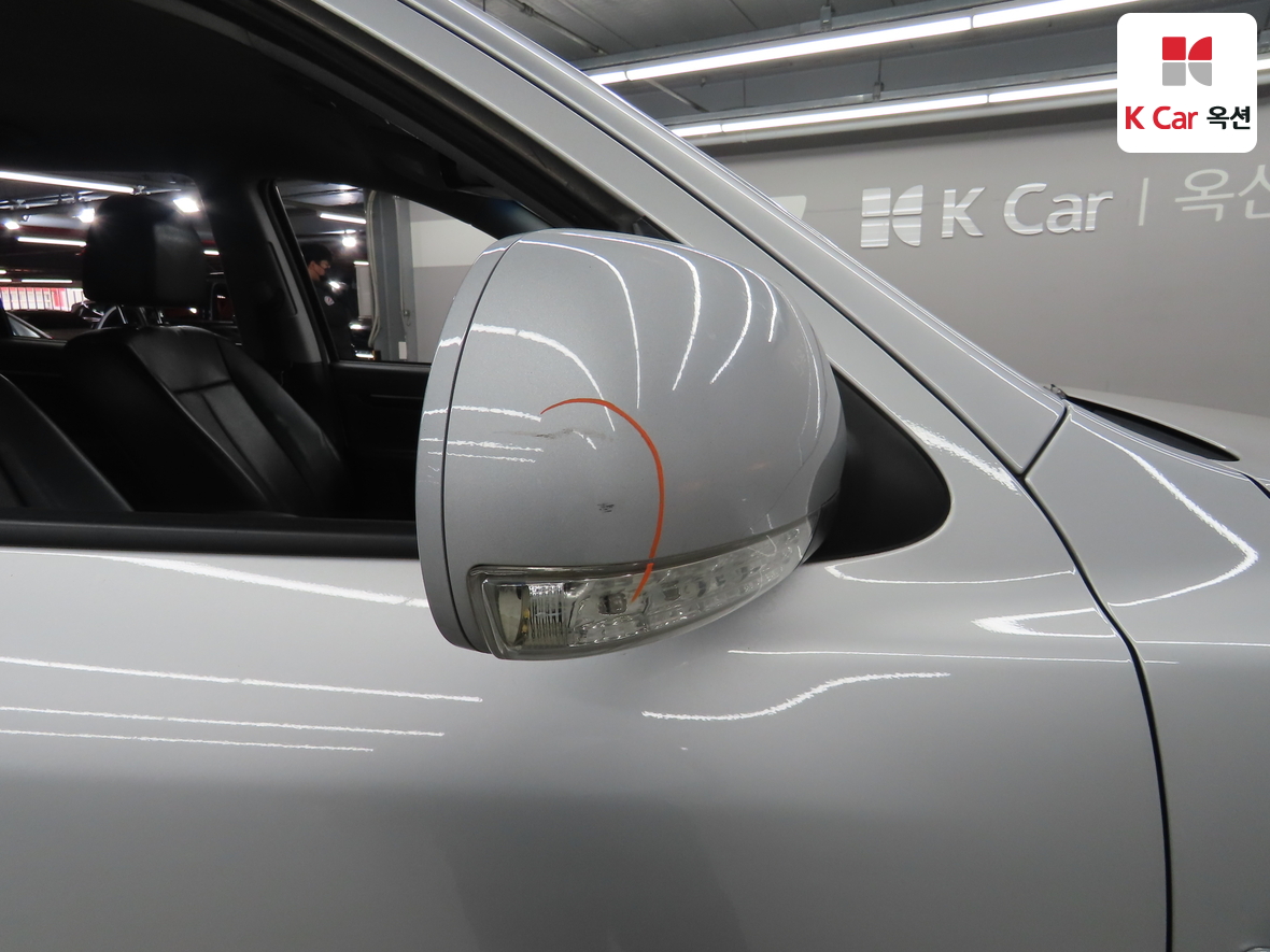 Hyundai Santa Fe 2012 - Image 38