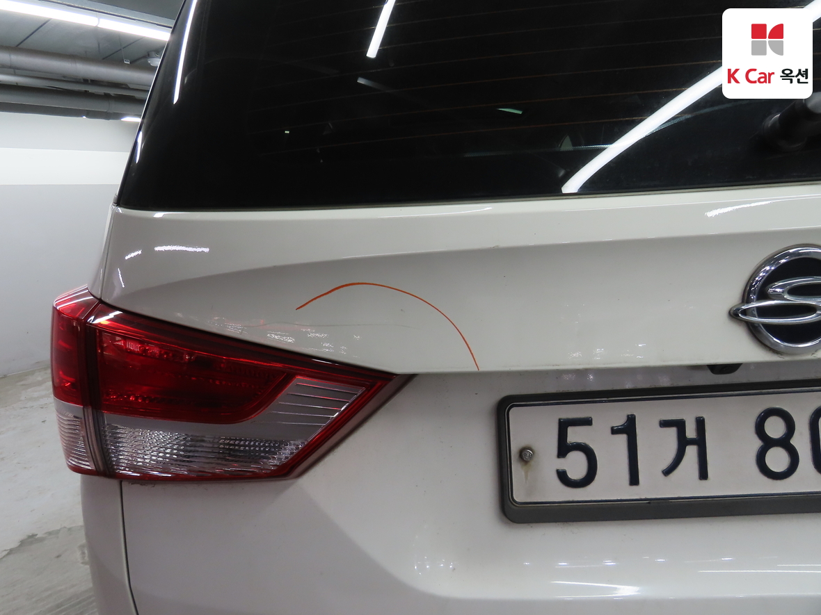 KG Mobility Korando Turismo 2015 - Image 45