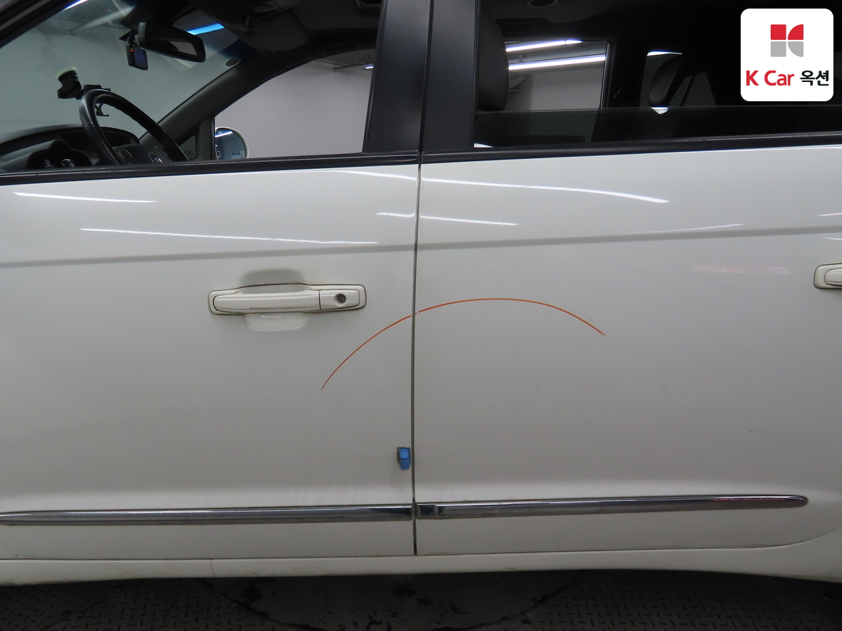 KG Mobility Korando Turismo 2015 - Image 42