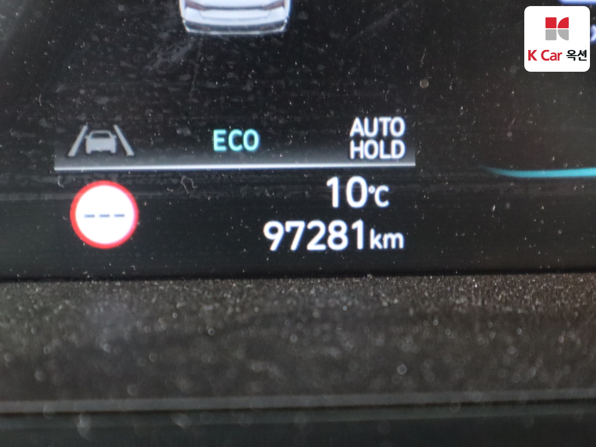 Hyundai Elantra 2024 - Image 4