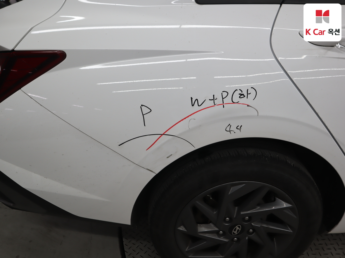 Hyundai Elantra 2024 - Image 39