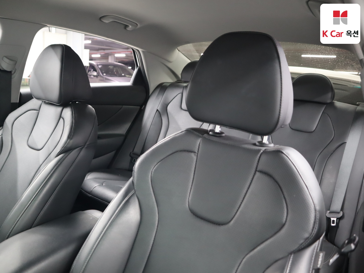 Hyundai Elantra 2024 - Image 20