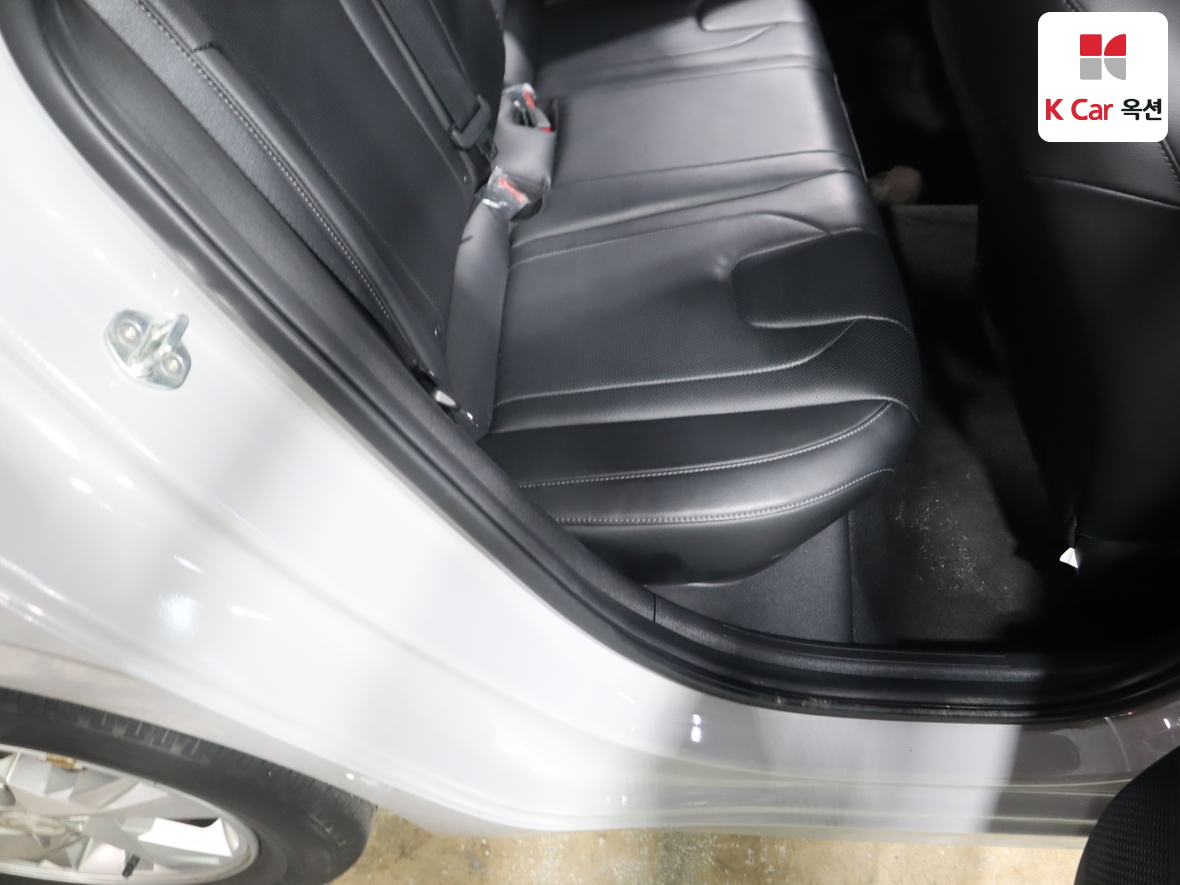 هيونداي إلانترا 2022 - صورة 28