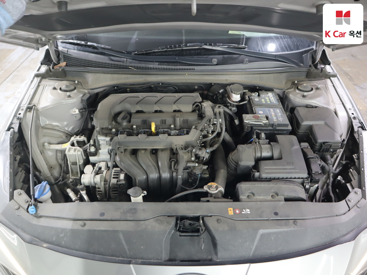 Hyundai Elantra 2021 - Image 33