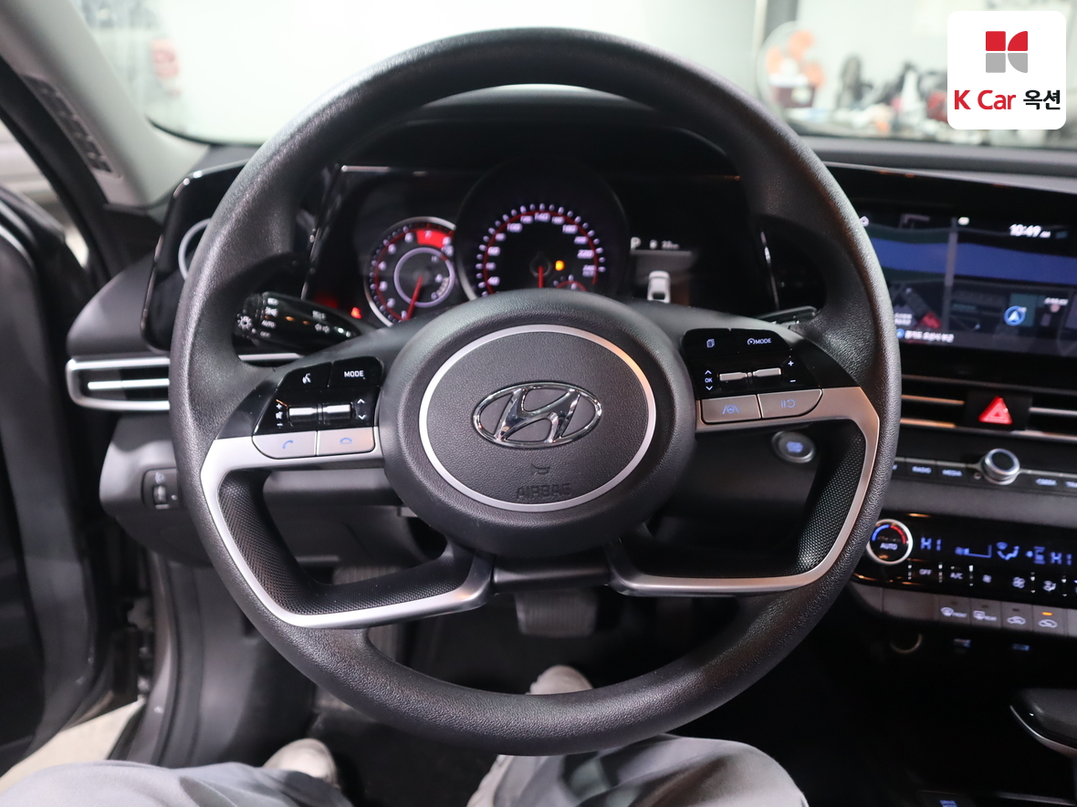 Hyundai Elantra 2021 - Image 10