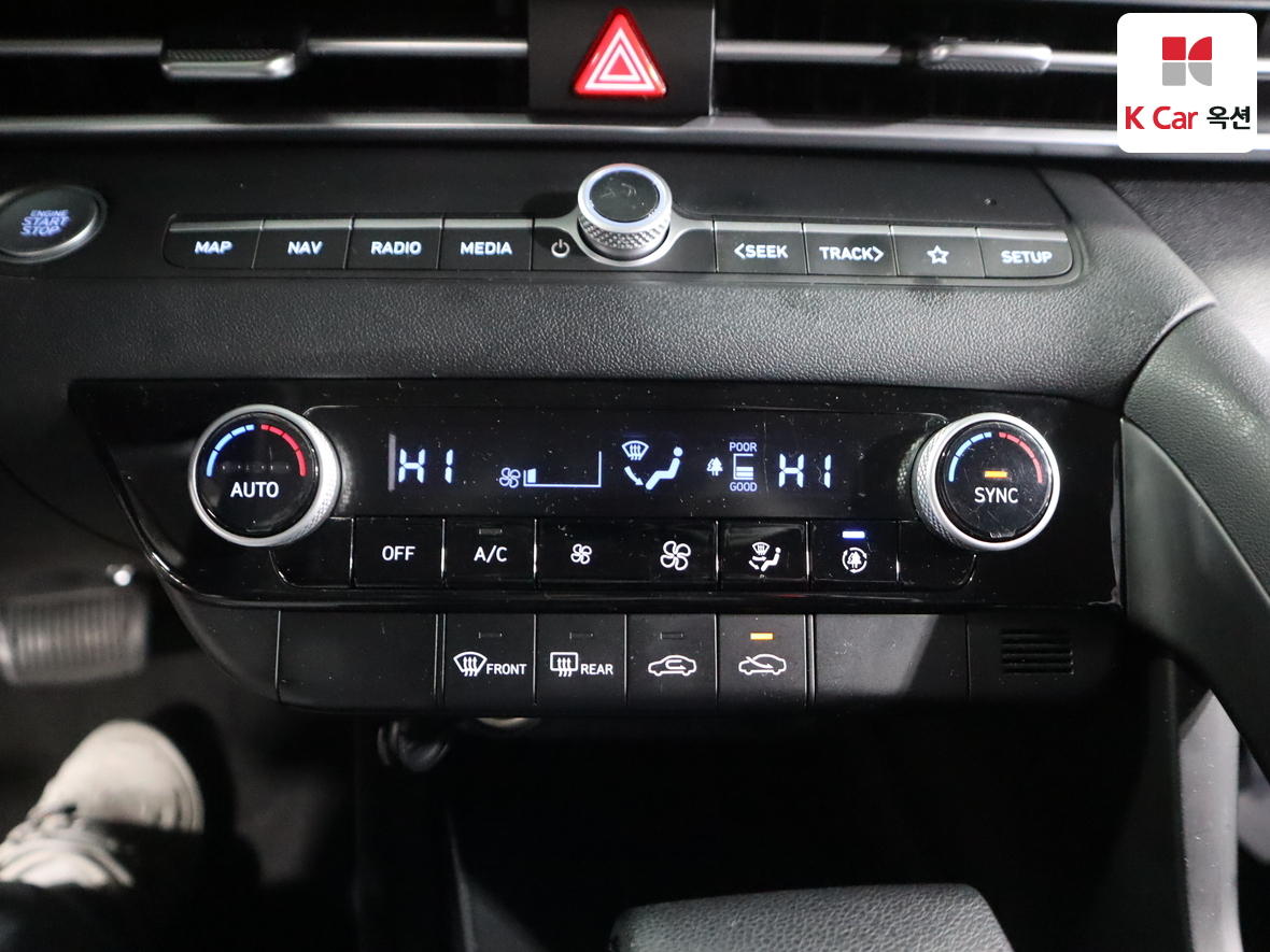 Hyundai Elantra 2021 - Image 16