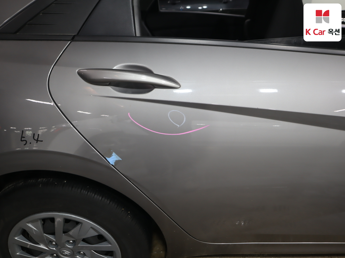 Hyundai Elantra 2021 - Image 39