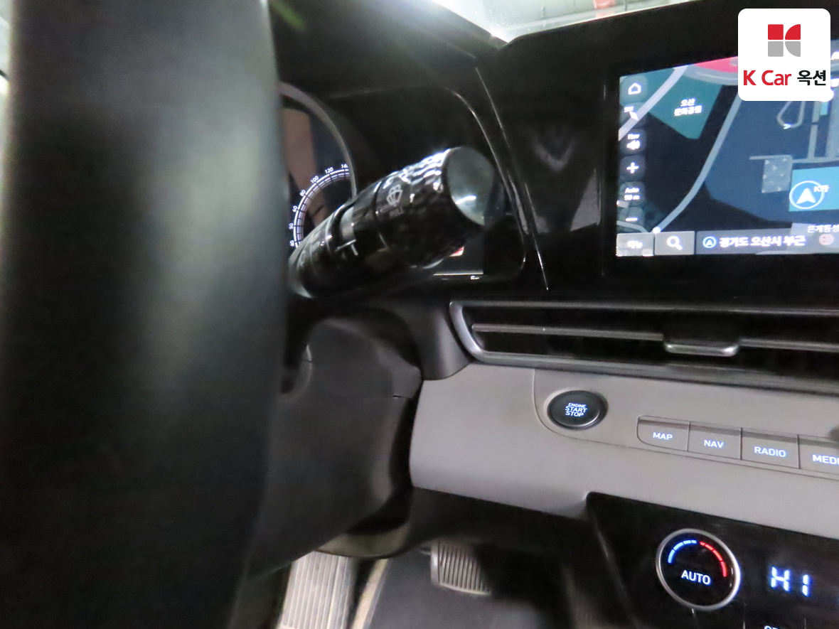 Hyundai Elantra 2023 - Image 11