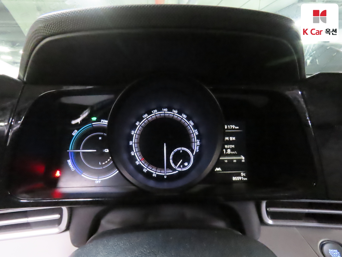 Hyundai Elantra 2023 - Image 5