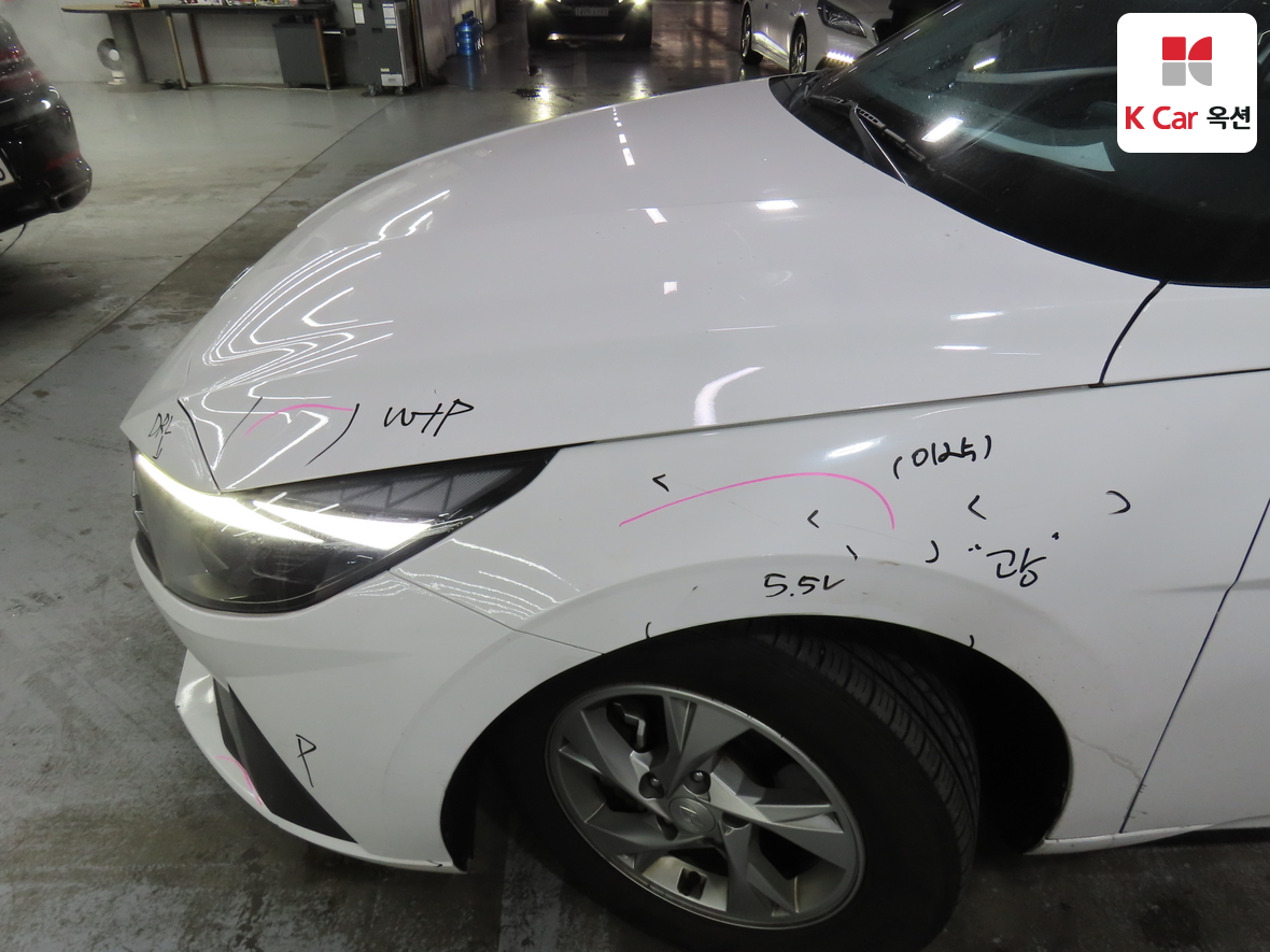 Hyundai Elantra 2023 - Image 36