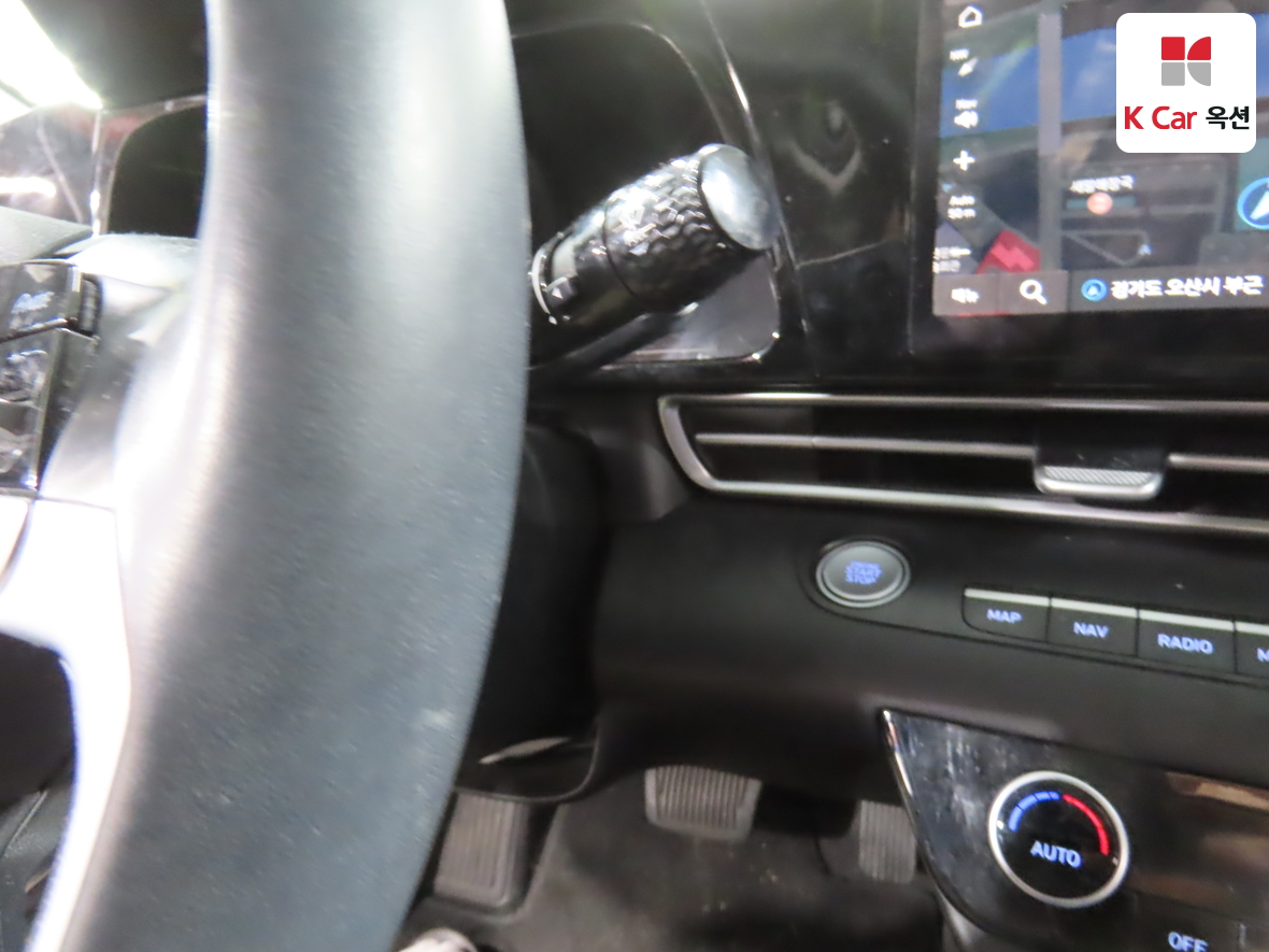 Hyundai Elantra 2023 - Image 11