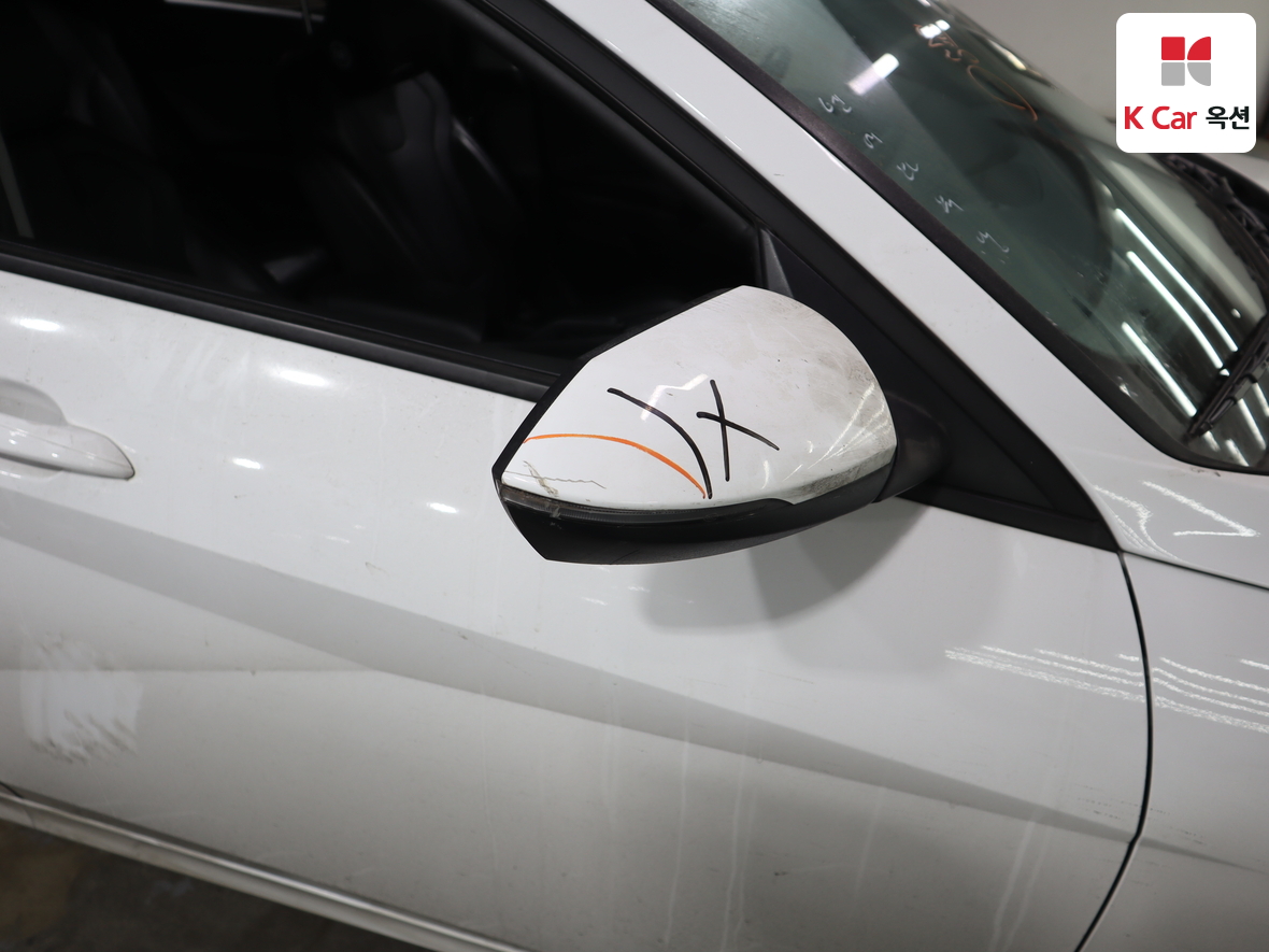 هيونداي إلانترا 2023 - صورة 38