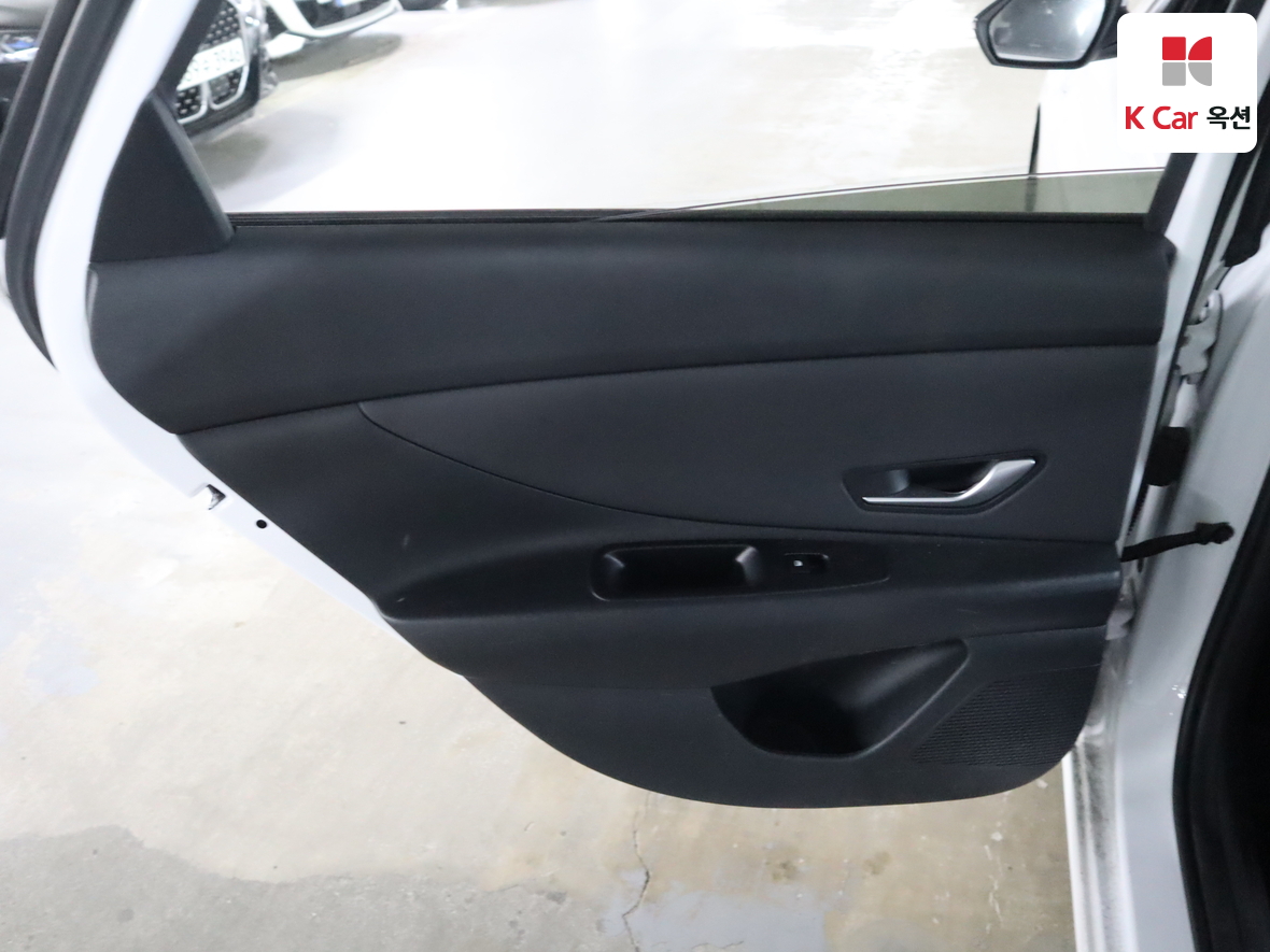 هيونداي إلانترا 2023 - صورة 22