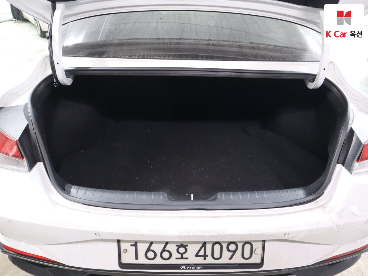 هيونداي إلانترا 2023 - صورة 25