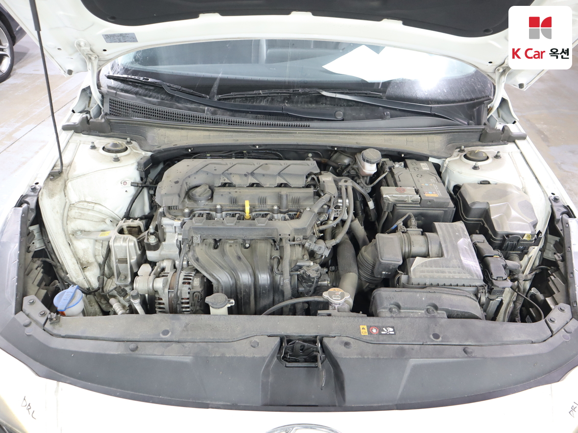 هيونداي إلانترا 2023 - صورة 32