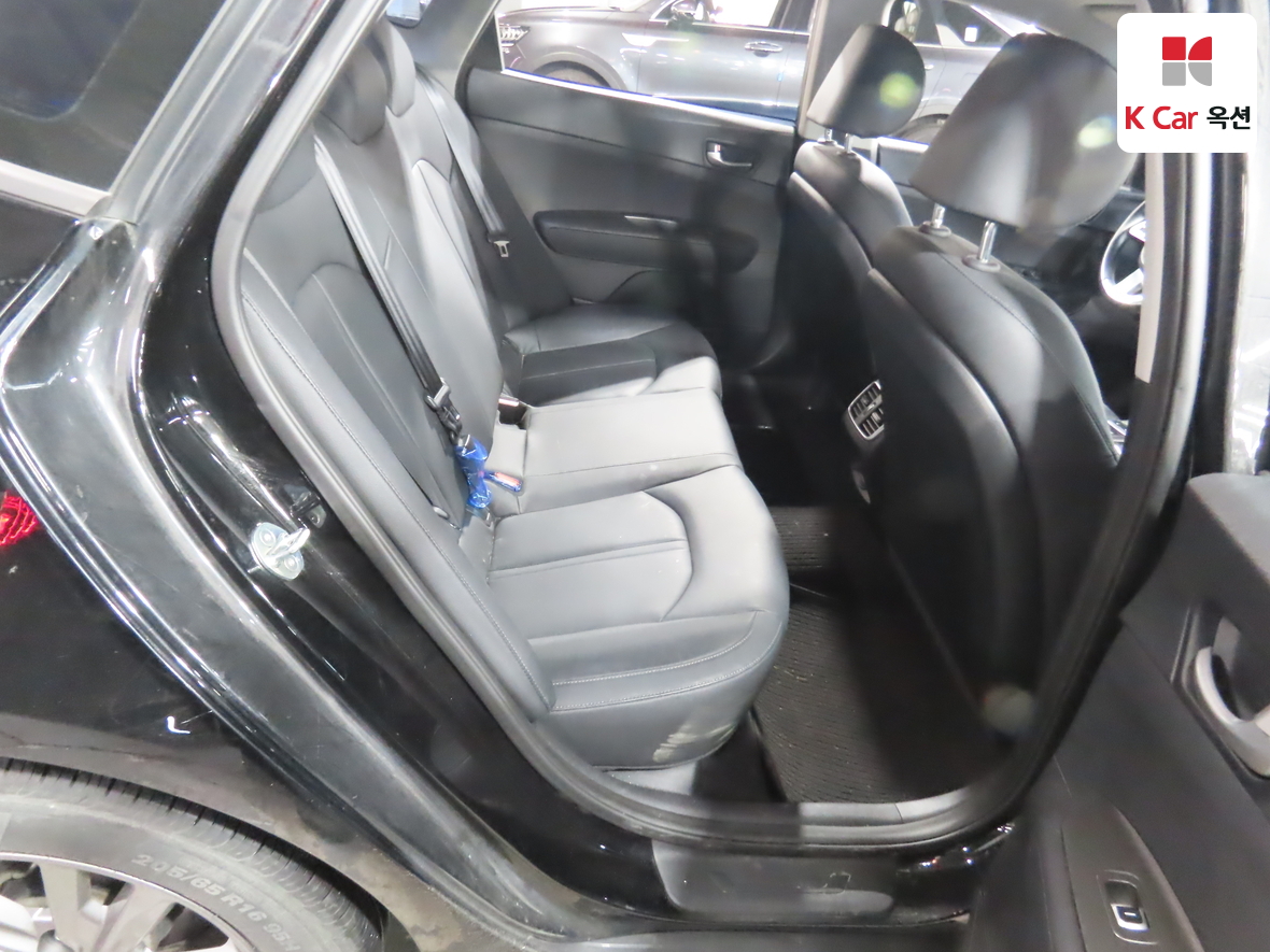 كيا K5 2020 - صورة 27