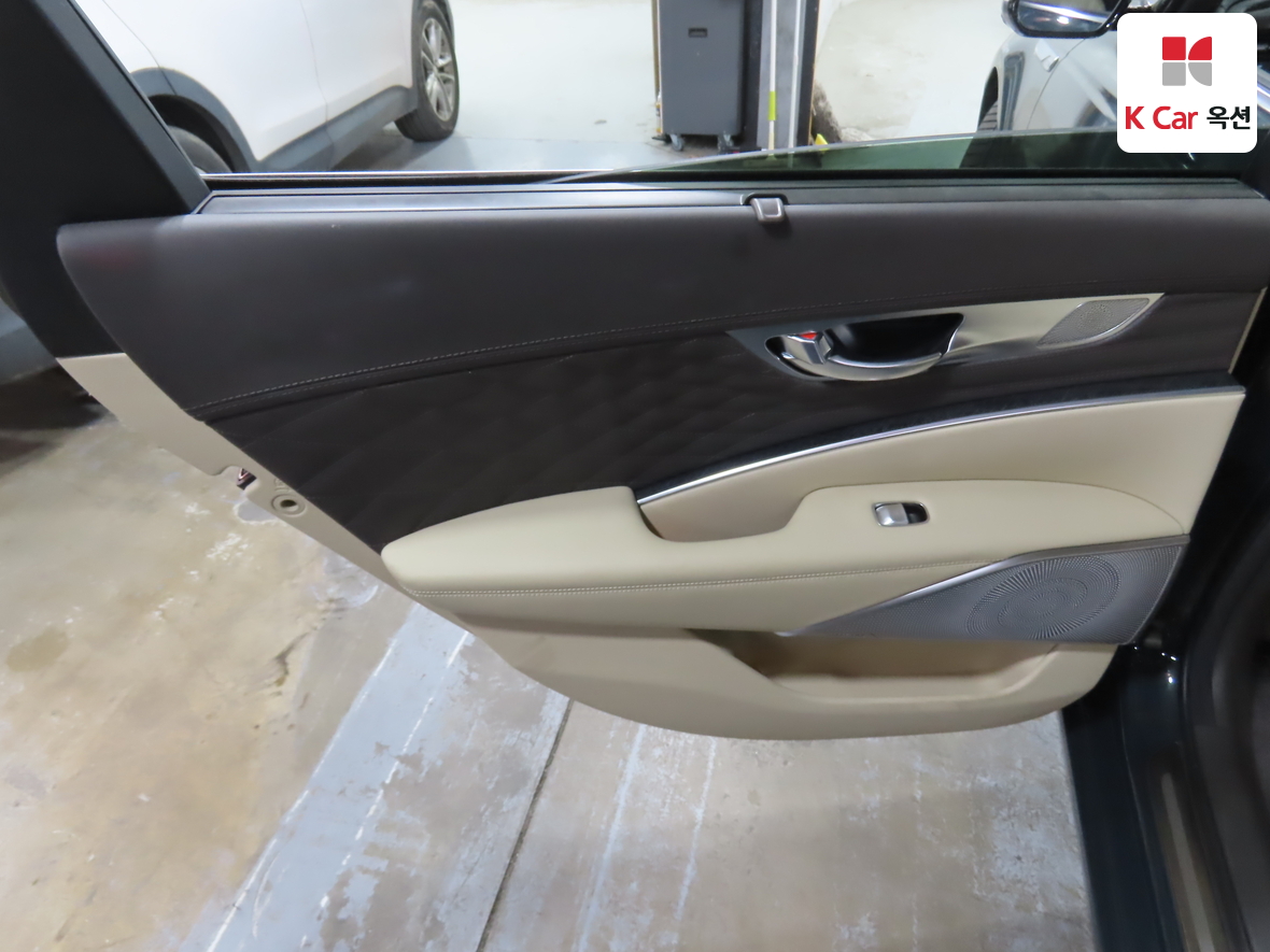 Kia K9 2023 - Image 23