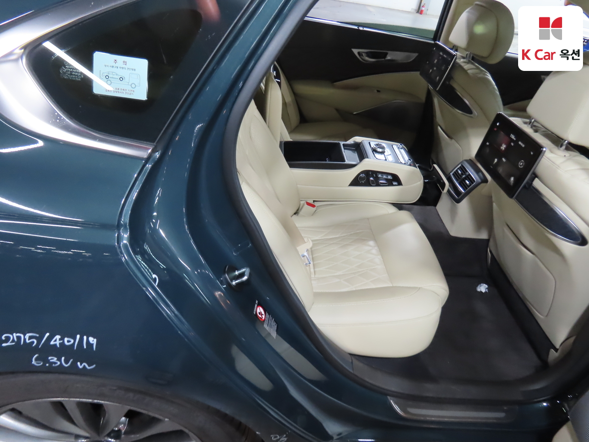 Kia K9 2023 - Image 29