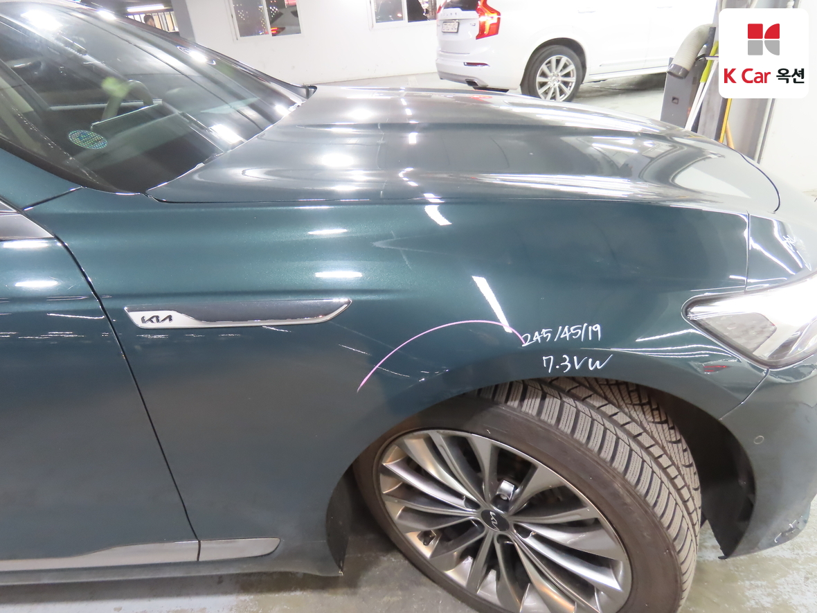 Kia K9 2023 - Image 41