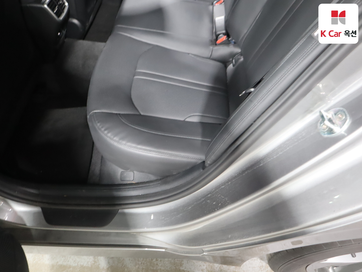 Kia K5 2022 - Image 23