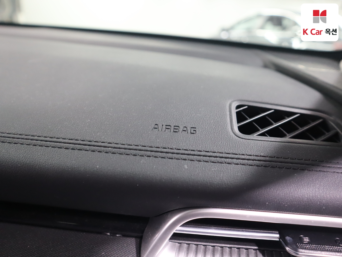 Kia K5 2022 - Image 30