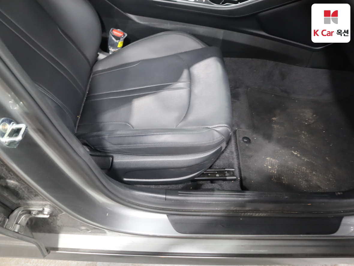 Kia K5 2022 - Image 29