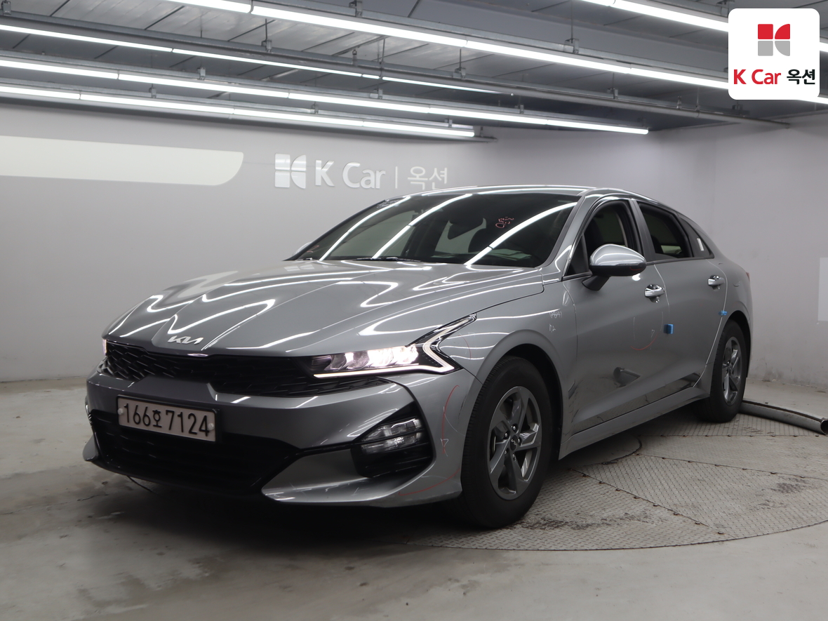 Kia K5 2022 - Image 1