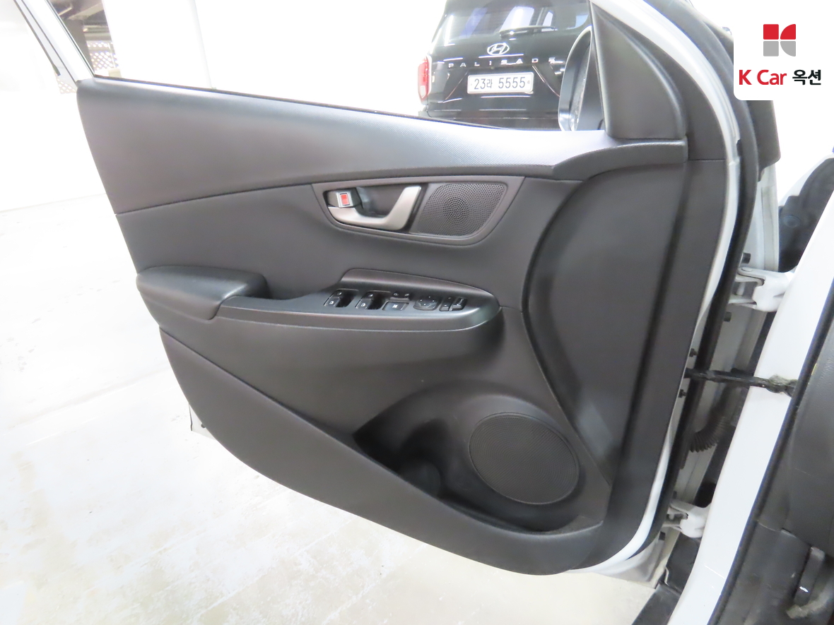 Hyundai Kona 2018 - Image 8