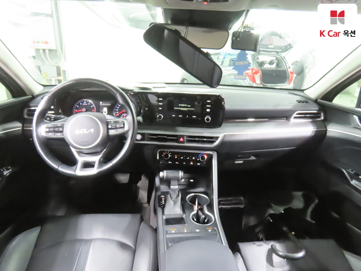 Kia K5 2022 - Image 3