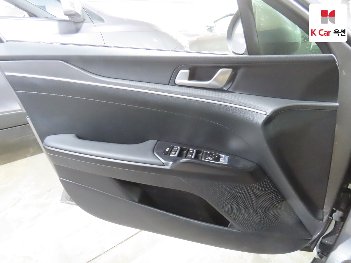 Kia K5 2022 - Image 8