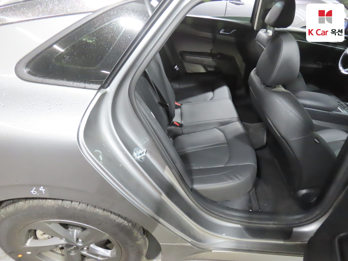 Kia K5 2022 - Image 26