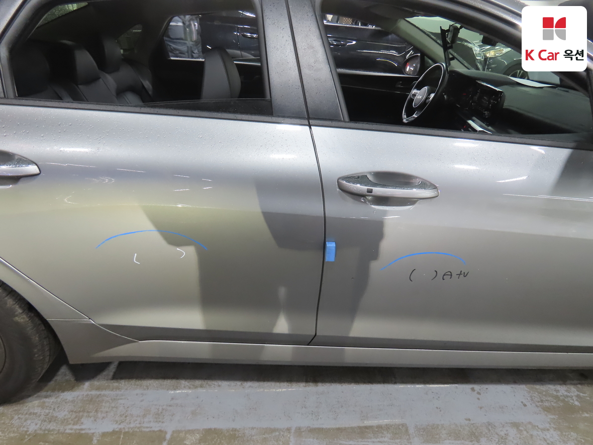 Kia K5 2022 - Image 38