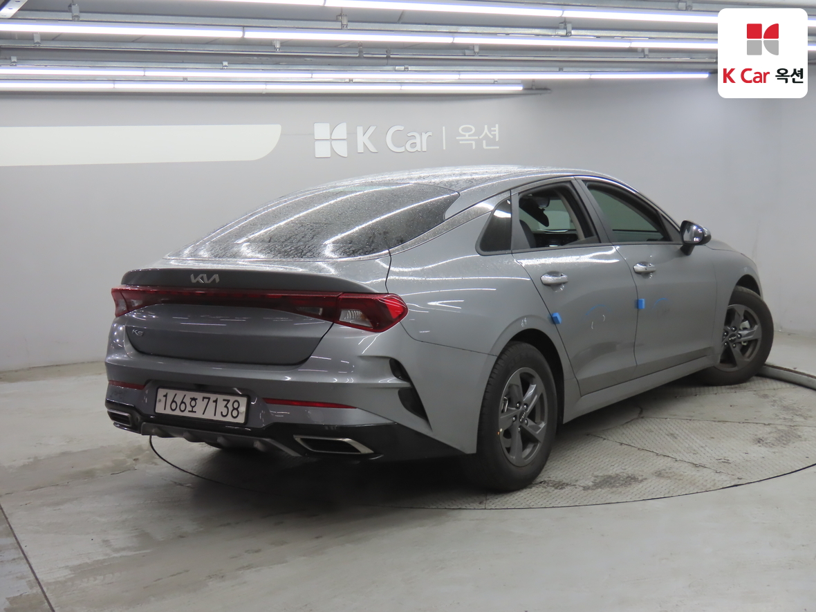 Kia K5 2022 - Image 2