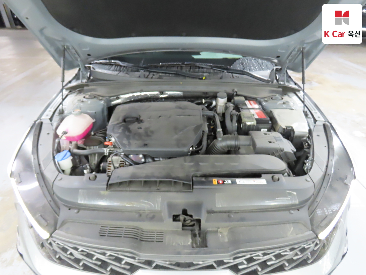 Kia K5 2022 - Image 31