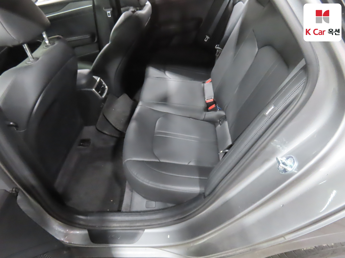 Kia K5 2022 - Image 22