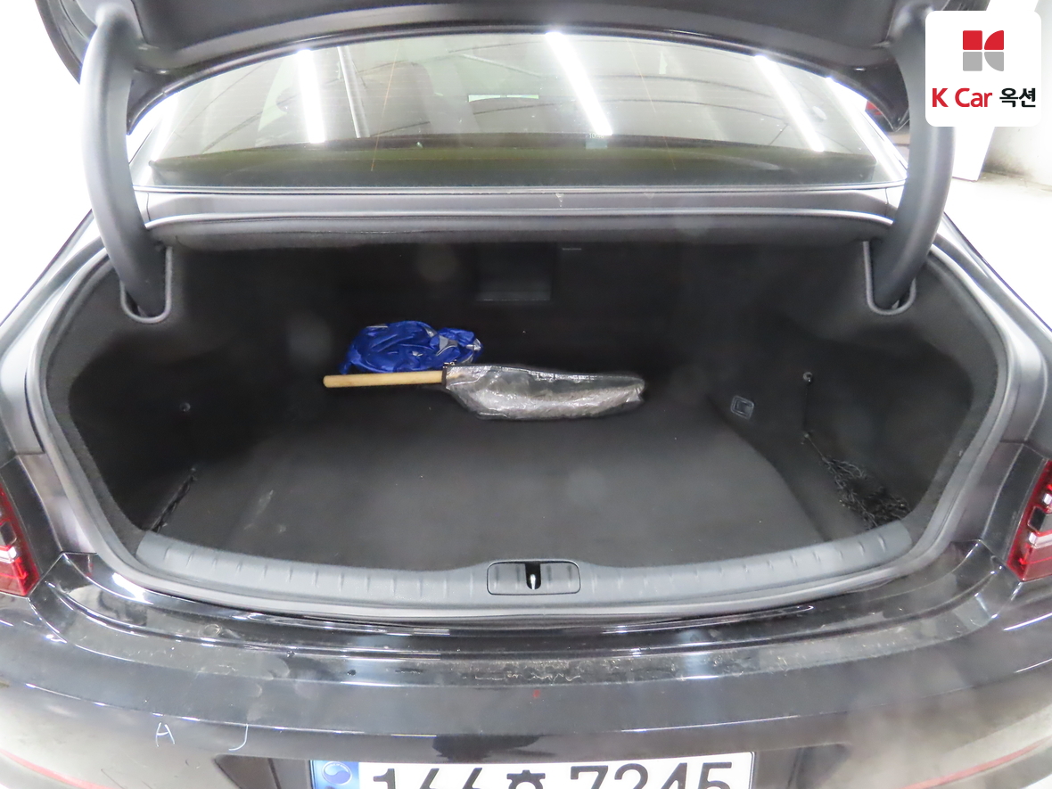 Genesis G80 2023 - Image 26