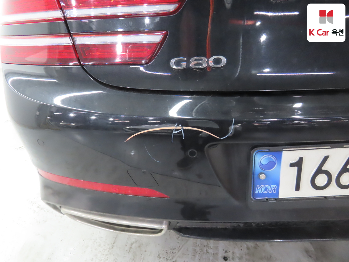 Genesis G80 2023 - Image 40