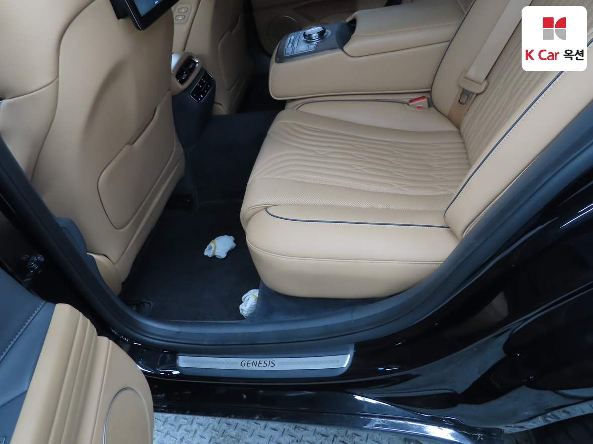 Genesis G80 2023 - Image 22