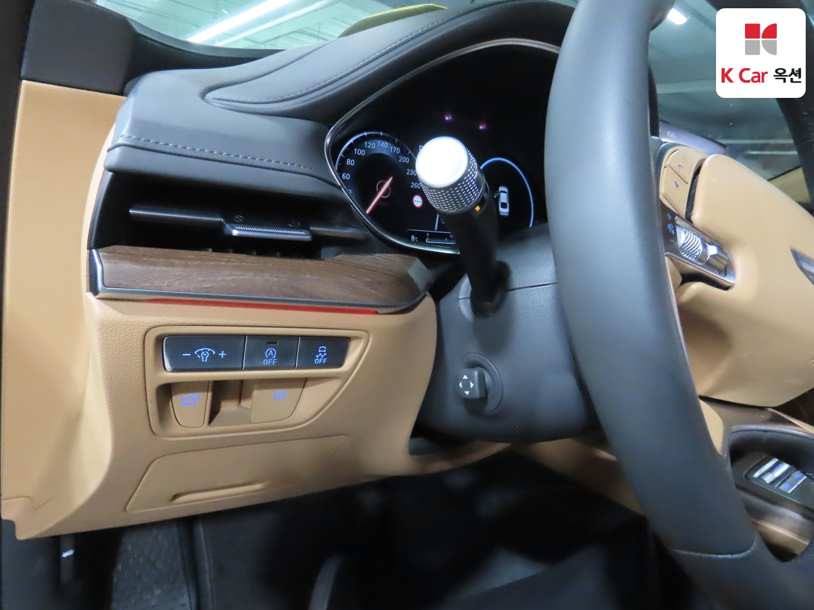 Genesis G80 2023 - Image 9