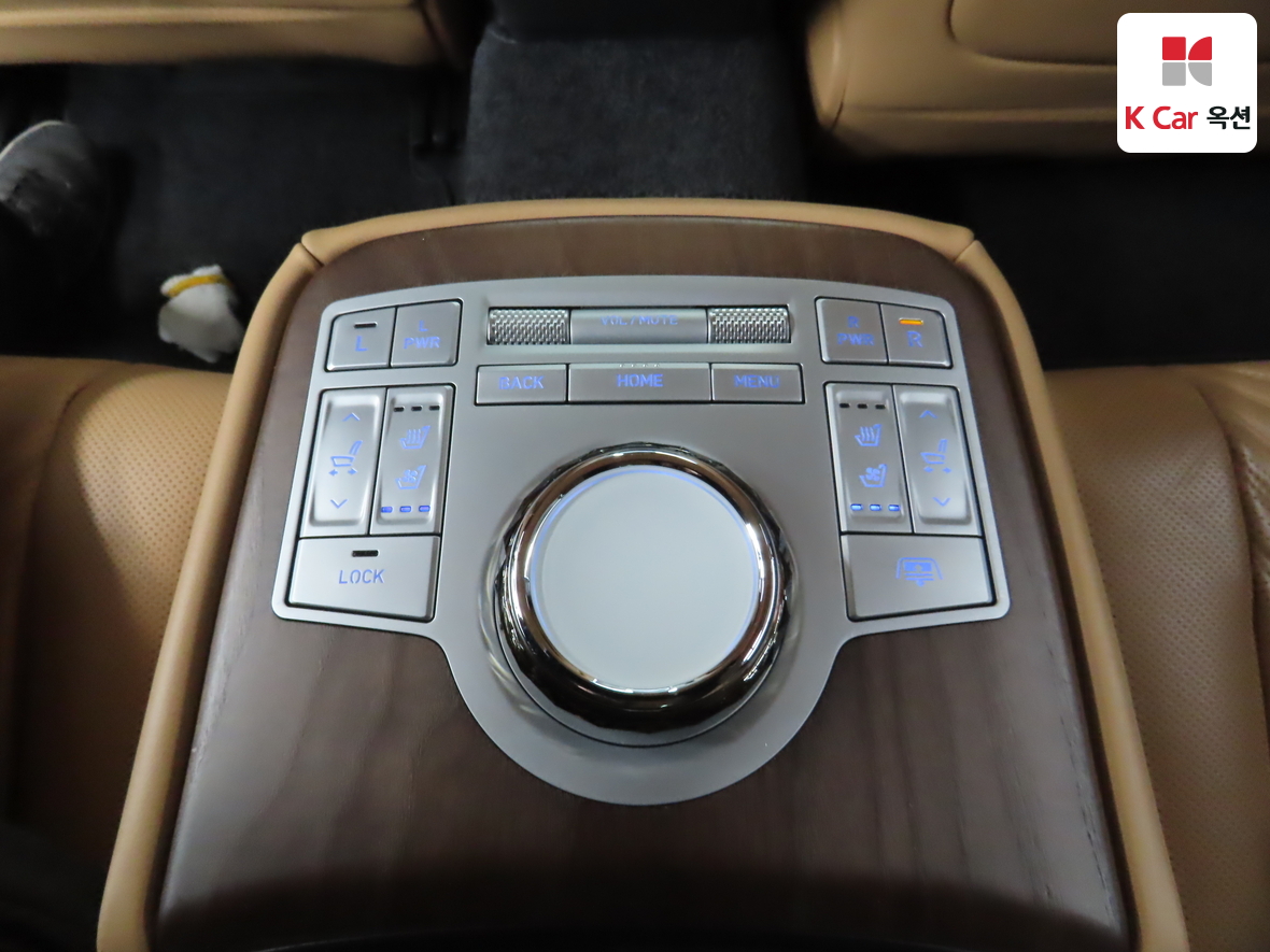 Genesis G80 2023 - Image 24