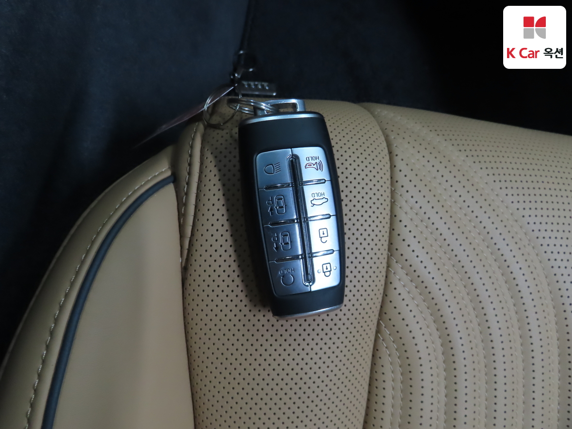 Genesis G80 2023 - Image 16