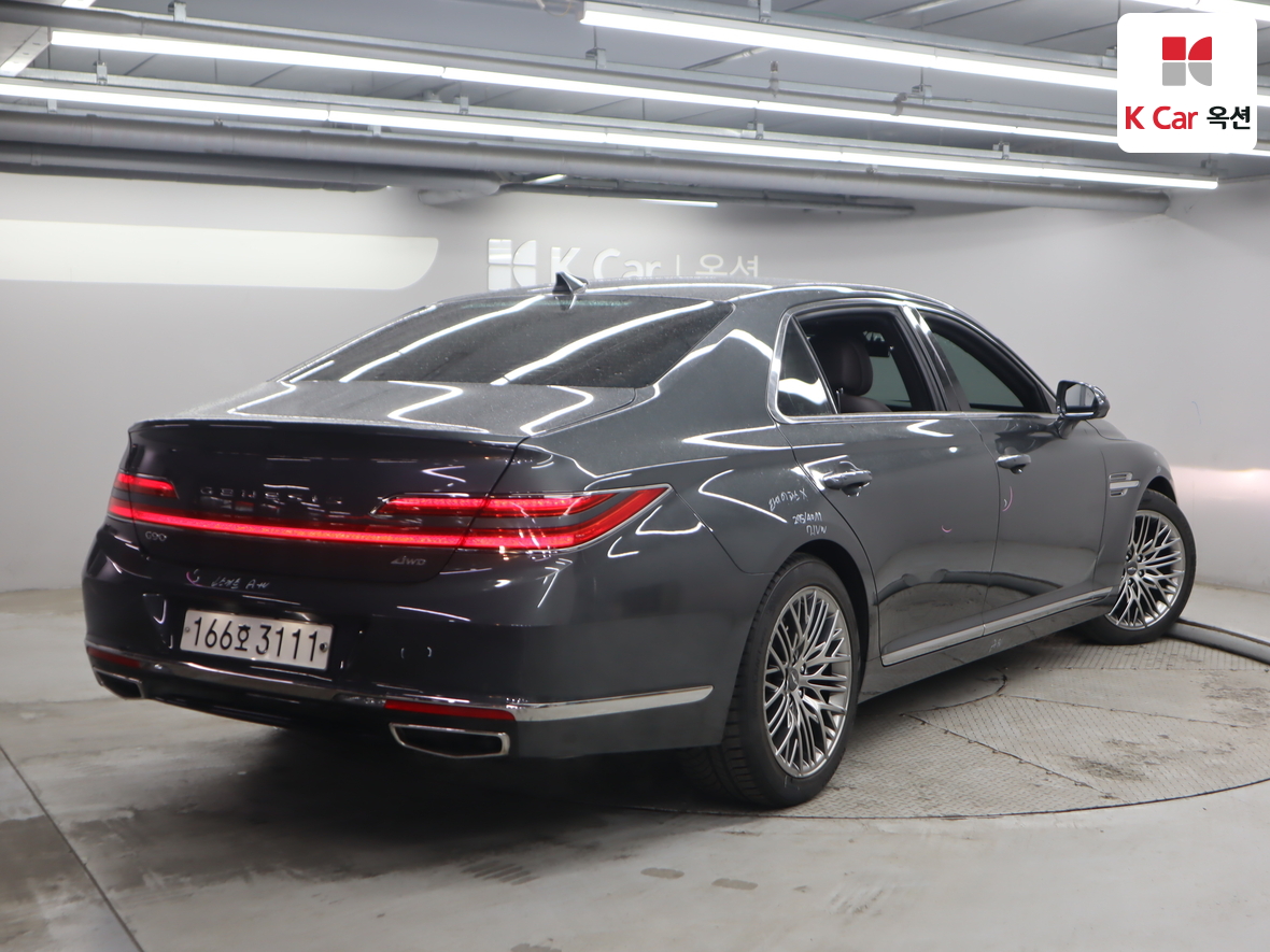 Genesis G90 2021 - Image 2